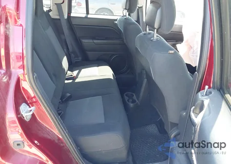 2015 Jeep Compass Sport из США, поврежденный, VIN 1C4NJDBB9FD206573